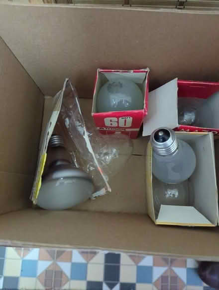 Photo of free 5 assorted large screw type light bulbs (Grangeway area NN10) #1