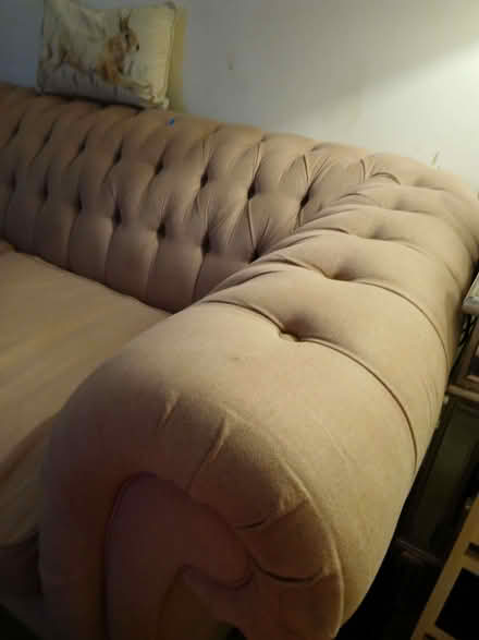 Photo of free Large Dusky Pink Chesterfied Sofa (Clayton Brook PR5) #4