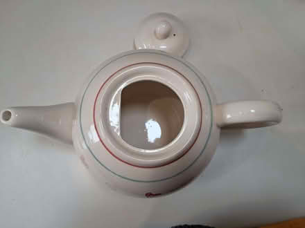Photo of free Teapot (Earlsfield SW18) #1