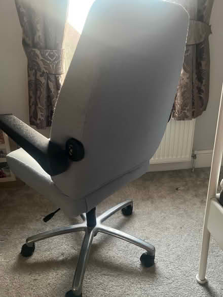 Photo of free Blue office chair, adjustable (Shinfield) #3