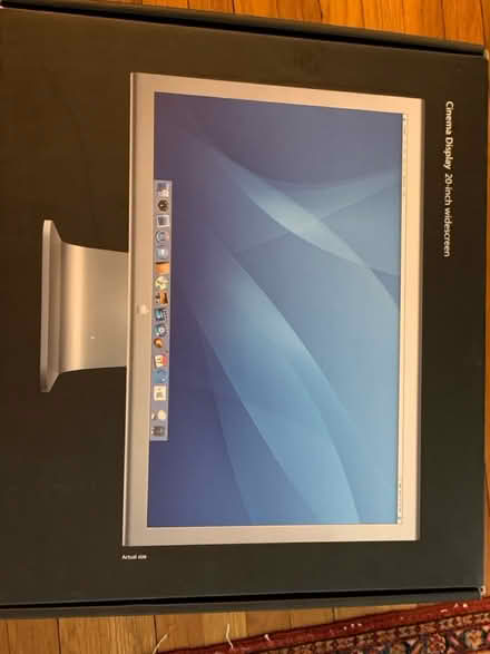 Photo of free Apple Cinema Display 20” screen (Lexington) #1