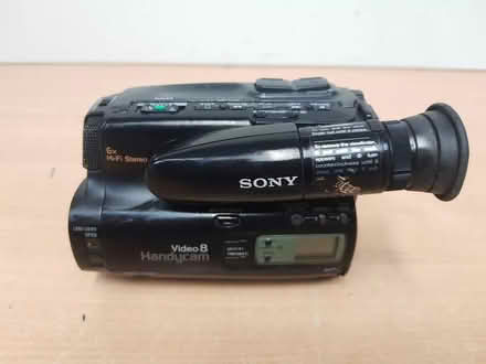 Photo of Old 8mm camcorder. (Chatham ME5) #1