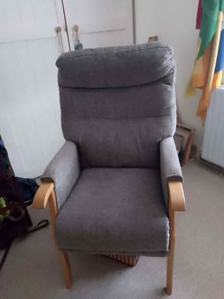 Photo of free Armchair (CO7) #2