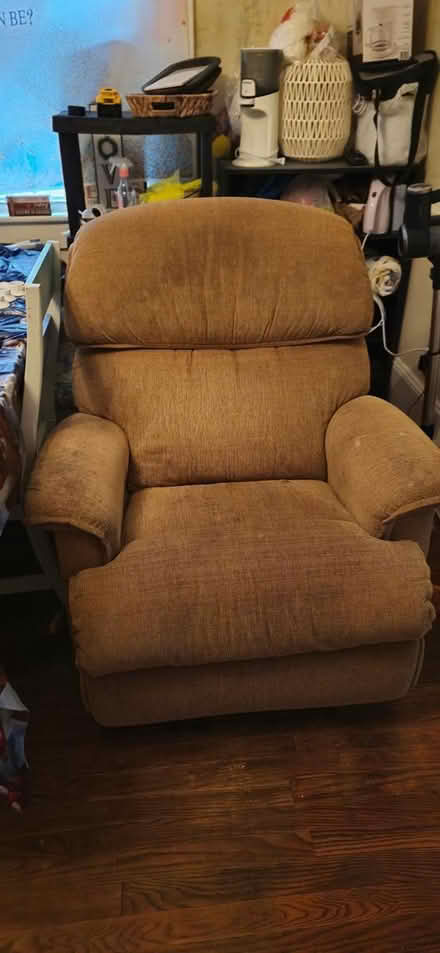 Photo of free 2 Very loved manual recliners (Suffolk va) #2