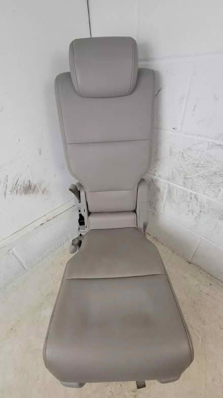 Photo of free 2011 Honda Odyssey Rear Seats (Ashburn Village) #2