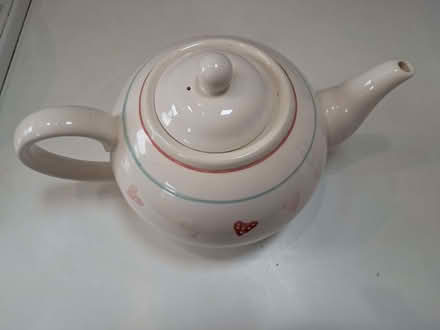 Photo of free Teapot (Earlsfield SW18) #2