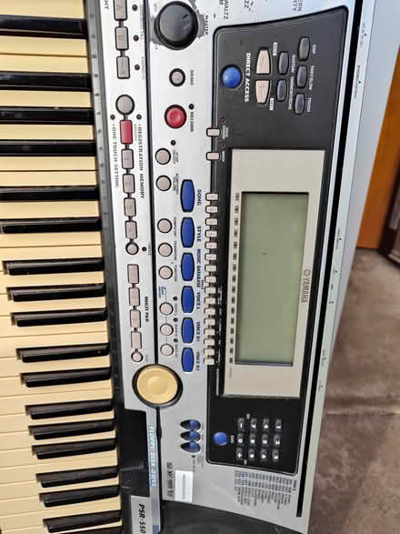 Photo of free Yamaha Keyboard PSR 550 (Brechin DD9) #2