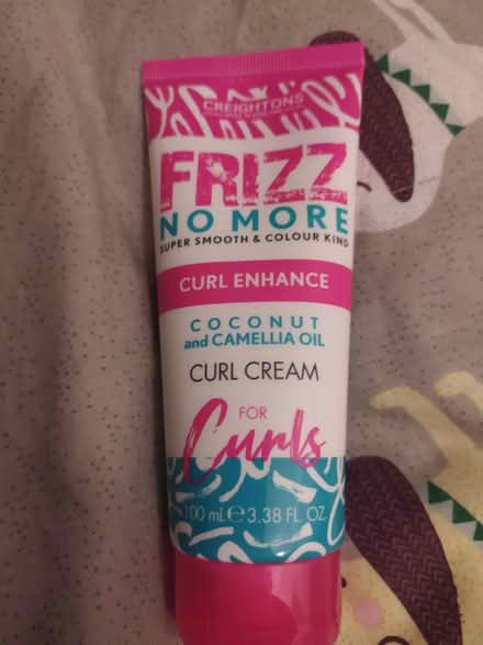 Photo of free Curl enhancing hair cream (Walkley, S6) #1