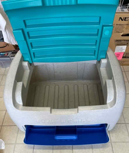 Photo of free Toy Box (West Rockville) #2