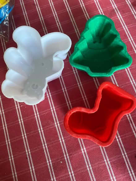 Photo of free Kids' cake/jelly moulds (Lochend EH6) #1