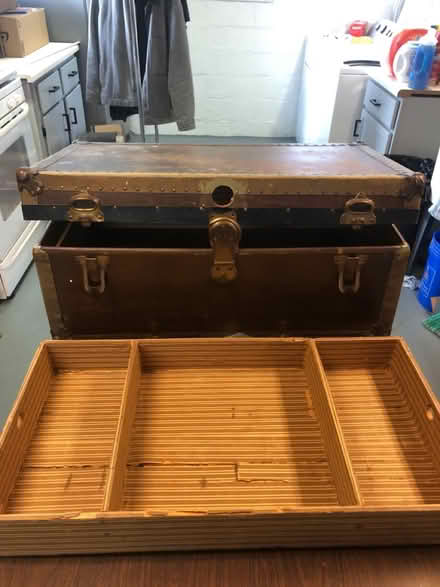 Photo of free Old steamer trunk (Lombard) #2