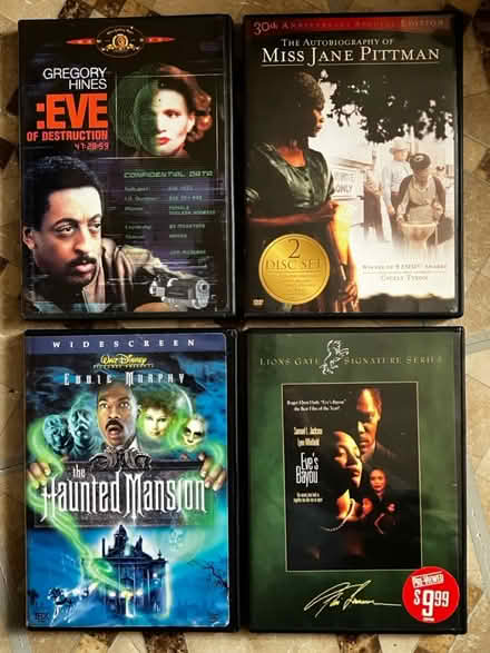 Photo of free DVDs (1711 Randall Avenue, Bronx) #1