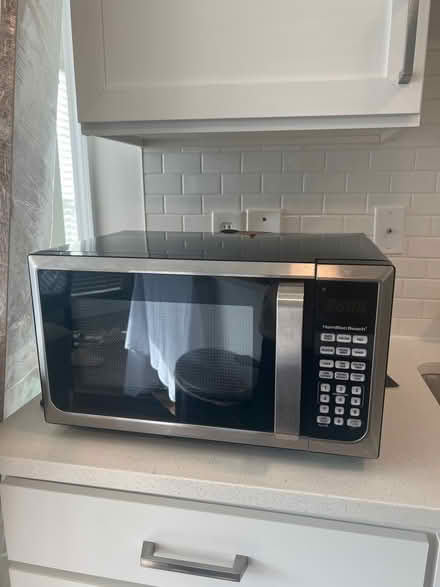 Photo of free Almost new Microwave (Hilliard) #1