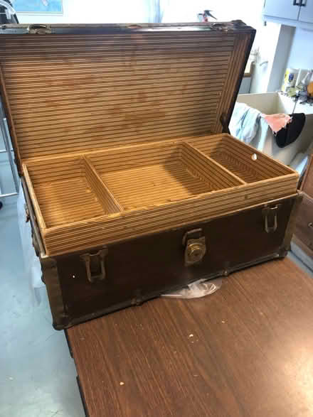 Photo of free Old steamer trunk (Lombard) #3