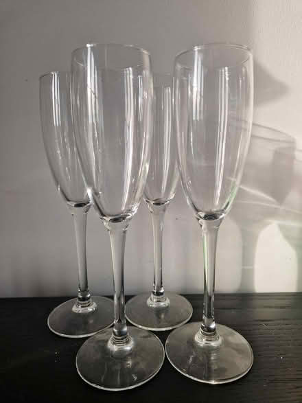 Photo of free 4 x Champagne Flutes (Irthlingborough) #1