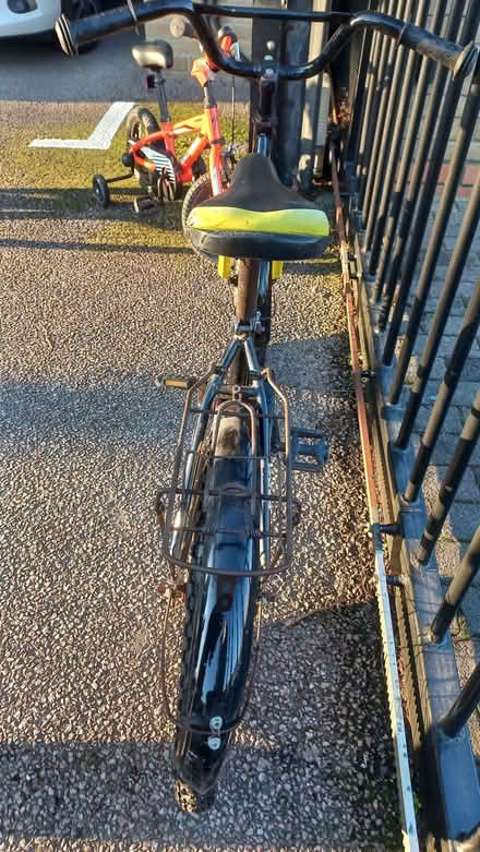 Photo of free 20 inch bike, needs work, (Swanley BR8) #1