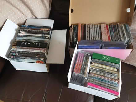 Photo of free dvd's & cd's (Thingwall CH61) #1