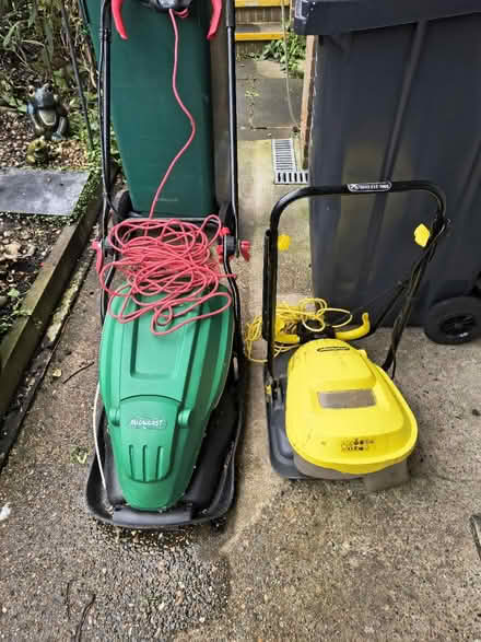 Photo of free 2 electric lawnmowers (Fiveways Brighton) #1