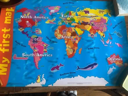 Photo of free Child’s world map (OX2 North Oxford) #1