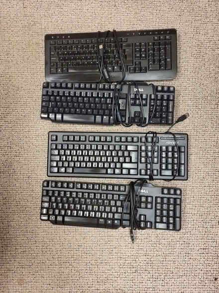 Photo of free x4 computer keyboards, broken tilt feet (Cheadle SK8) #2