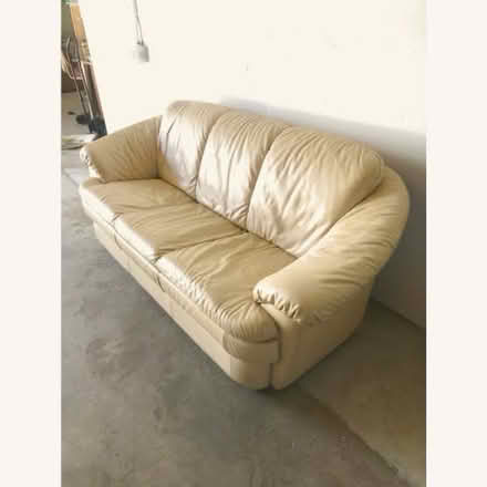 Photo of free vintage three seater sofa (Dallas) #1