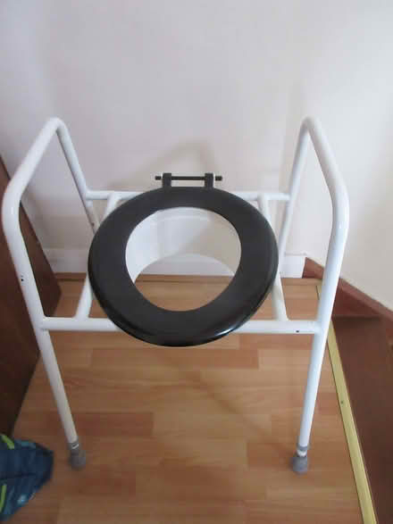 Photo of free Raised toilet seat with frame (Grange Park WA10) #2