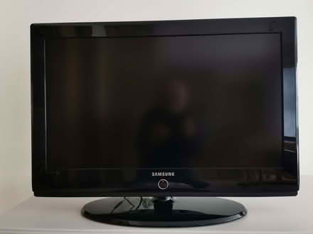 Photo of free Samsung tv (Aboyne AB34) #1