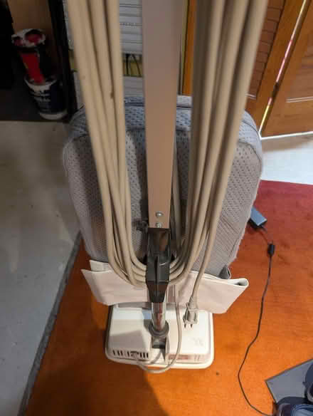 Photo of free Oreck vacuum cleaner (Arlington, ma) #2