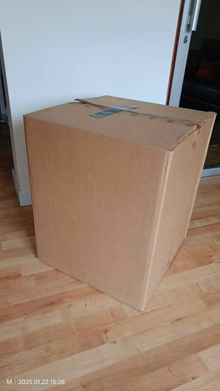 Photo of free Large Cardboard Box (Tilehurst, Reading RG31) #1