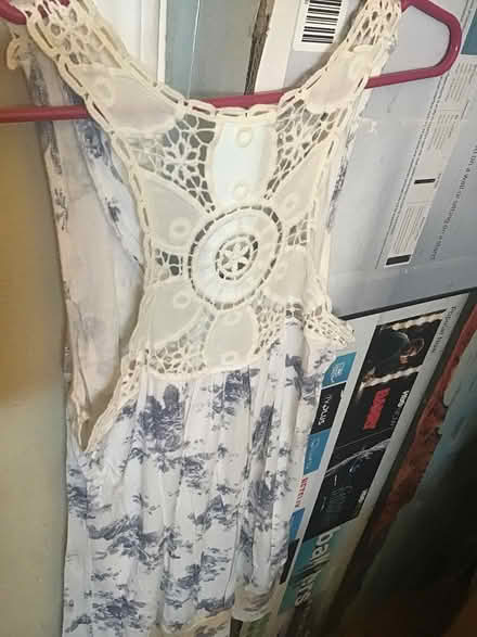 Photo of free 2 flora tops (Hesperian Blvd) #1