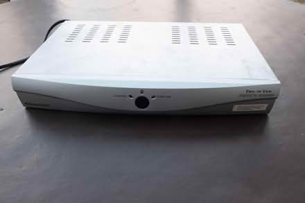 Photo of free Digilogic DSTB1000 digital receiver (Breaston DE72) #2