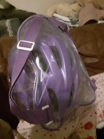 Photo of free Helmet, Knee & Elbow Pads Set (Manningham BD8) #4