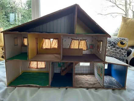 Photo of free Handmade Wooden Dolls House (Garsington OX44) #2