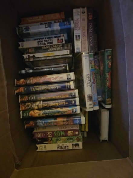 Photo of free Family friendly vhs tapes (LES) #3