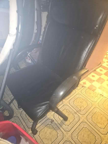 Photo of free Gaming chair (Waterbury) #1