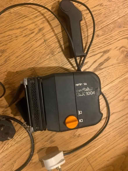 Photo of free 2 photography / filming / animation lights (Sutton Pools OX14) #3