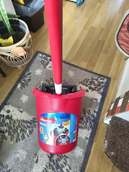 Photo of free Vileda mop and bucket (New York NE29) #2