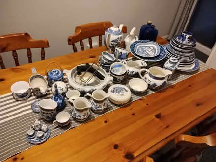 Photo of free Miscellaneous Blue and White China and Glass (GU51) #1