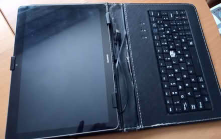 Photo of free 10" Android tablet (Britannia) #1