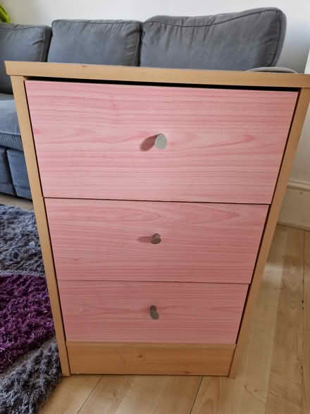 Photo of free Small chest of drawers (Bromley/Bickley BR1) #1