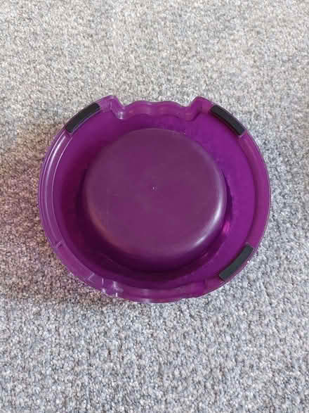 Photo of free Plastic cat feeding bowls (Humphrey's End GL6) #3