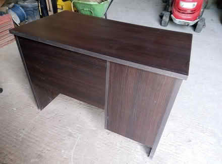 Photo of free Standard Office Desk (Queenhill WR8) #2