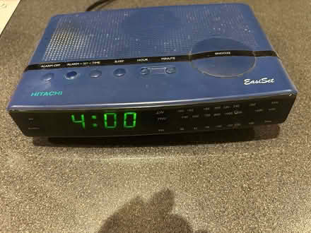 Photo of free Digital clock radio (Old Town HP2) #1