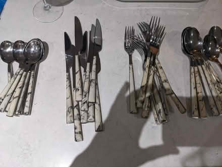 Photo of free 32 piece cutlery set (Springfield CM1) #1