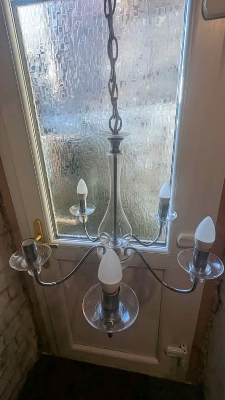 Photo of free Chandelier (HD4) #1