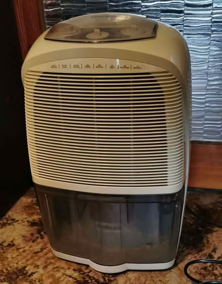 Photo of free Delonghi Dehumidifier with Issues (Tinshill LS16) #1