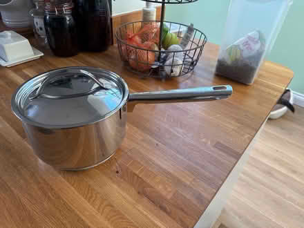 Photo of free Stainless steel saucepan 2.8l (3qt) (Exeter EX2) #1