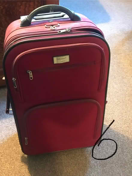 Photo of free A Selection Of Small Suitcases (Tansley DE4) #2