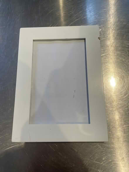 Photo of free 6 x 4” photo frame (St Margarets TW1) #1