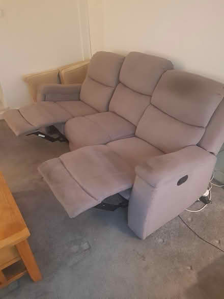 Photo of free 3 seater recliner sofa (HX3) #3